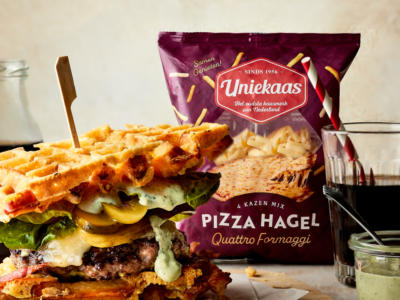 Cheeseburger met patat wafels